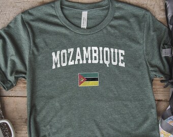 Mozambican American Flag Funny Banana Shirt Mozambique Flag DNA Heritage Roots Pride Gift