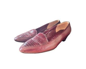 Vintage '60s I. Miller Burgundy Crocodile Leather Loafers Kitten Heel 6B