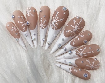 Snowflake White French Tip Matte Press On Nails with Pearls - Prom 2024 Graduation Gift