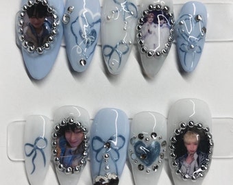 Blue Custom KPOP Press On Nails with Chrome and Pearl details Kpop Concert Outfit (Sunoo Enhypen Example) - Prom Graduation 2025