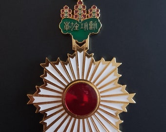 日本の旭日章レプリカ 大十字胸星章 1875年 - Etsy 日本