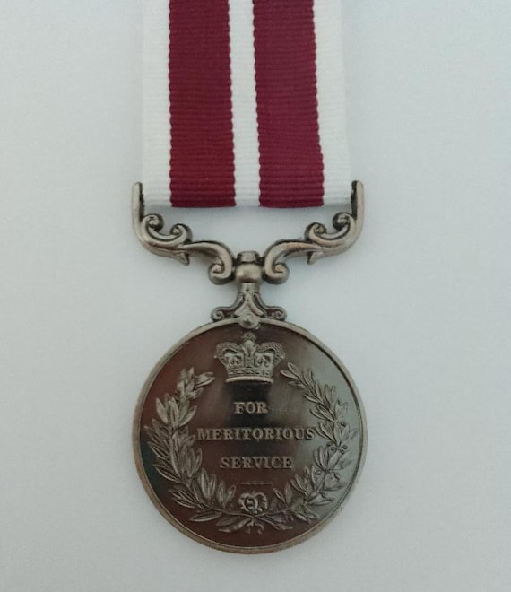 Ww1 cap イギリス軍? 第一次世界大戦 従軍章? 授無し badge - Etsy 日本