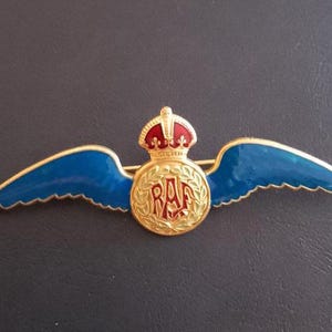 Reproduction WW2 ROYAL AIR Force Enamelled Sweetheart RAF Wings Badge Brooch