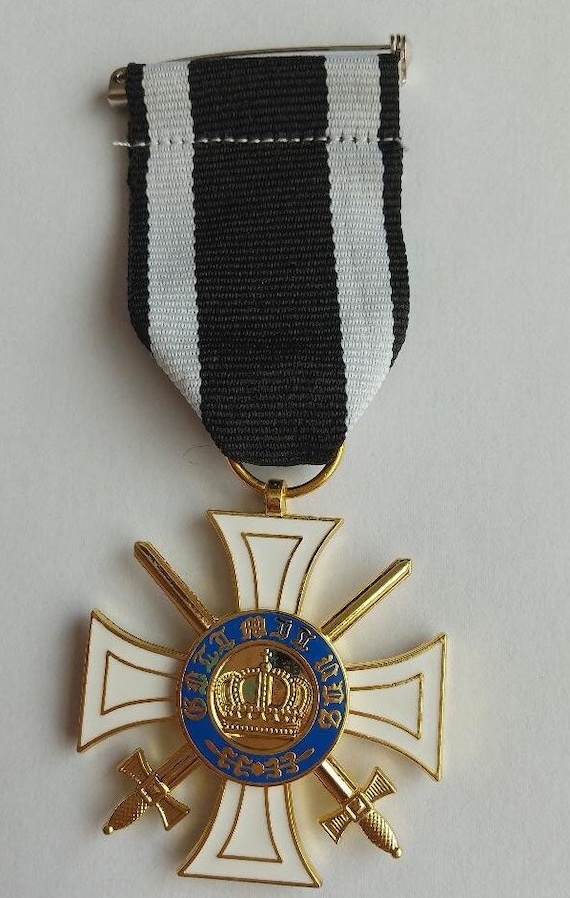 レプリカドイツ王冠勲章プロイセン軍事勲章 1861 - Etsy 日本
