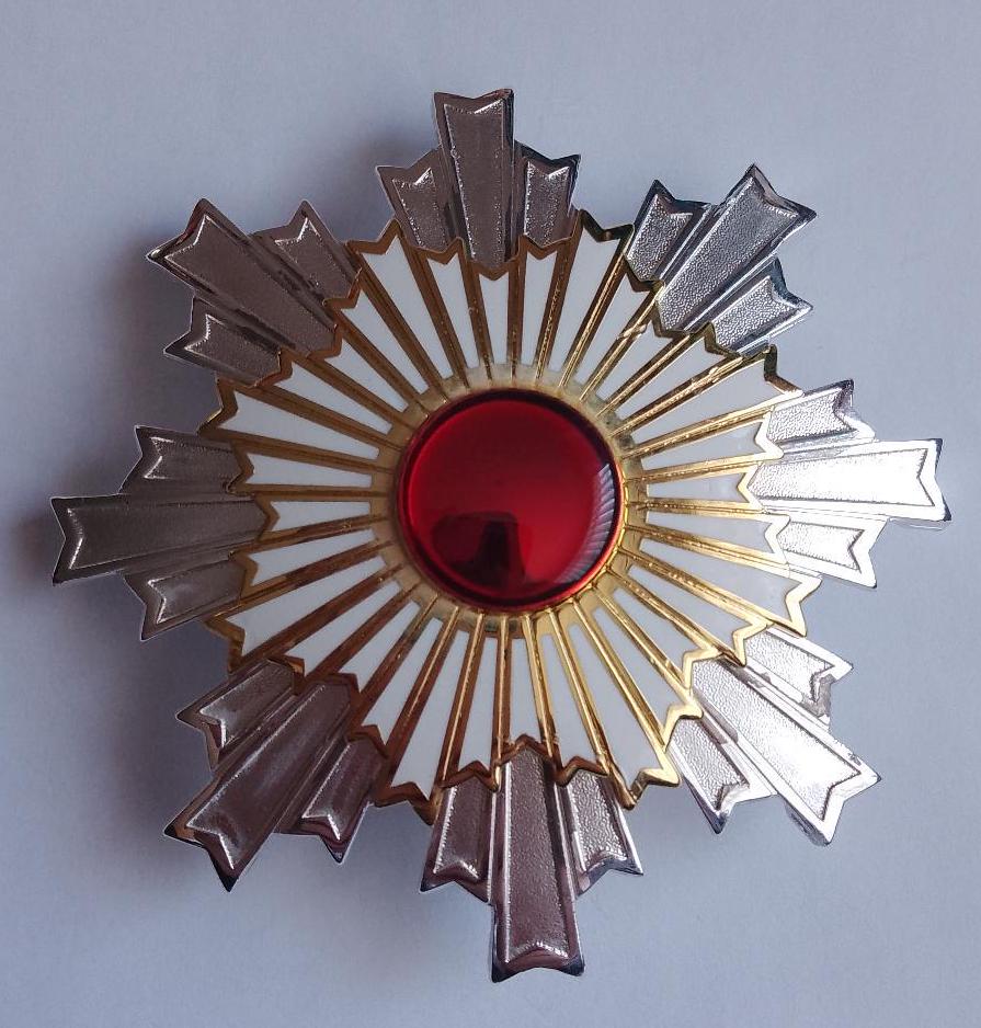 日本の旭日章レプリカ 大十字胸星章 1875年 - Etsy 日本