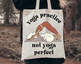 Yoga Practice Not Yoga Perfect Tote, Yoga Instructor Bag, Yoga Teacher Tote, Regalo para ella, Cita inspiradora, Good Vibes, Yoga Class Tote
