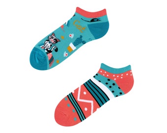 Süße Sneaker Socken mit Katzenmotiv | low socks with cat | Witziges kleines Geschenk für Katzenliebhaber| Katzendesign Socken| kurze Socken