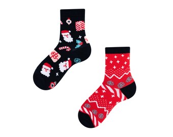 Calcetines navideños geniales para niños | Dulce regalo de Papá Noel para niños. Regalo del calendario de Adviento| Decoración navideña habitación infantil. Papá Noel
