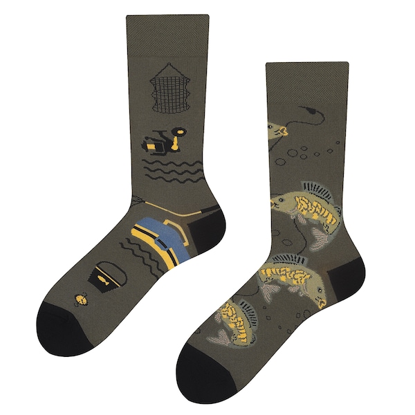 Funny carp socks | Cool gift for anglers | gift for fisherman | Fishing license gift | Christmas present for anglers