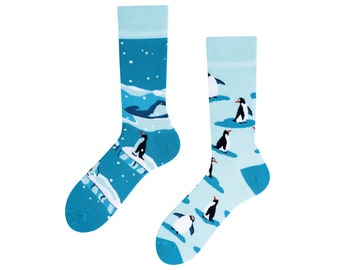 Penguin socks | cute penguin socks | cute socks | funny socks | blue socks with motif | TODOSOCKS