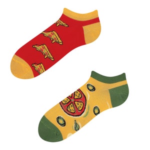 Funny Pizza Sneaker Socks | Short socks with pizza motif | Crazy Socks | Pizza Socks | Funny Dinner Invitation | gift friend
