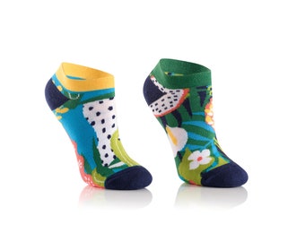 Kurze Papaya Socken für Kids mit Papagei und Ananas | Bunte Sneakersocken für Kinder | Papagei | Ananas | Tropen | gute Laune | bunte Socken