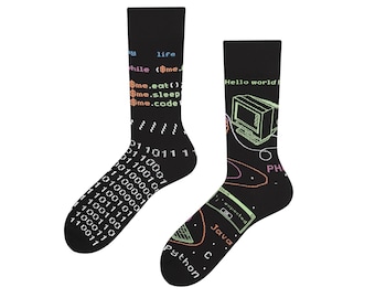 Coole Socken für IT Mitarbeiter | Geschenk für Programmierer | Geschenk für IT Studenten | Geschenk für Informatiker | Witzige Socken