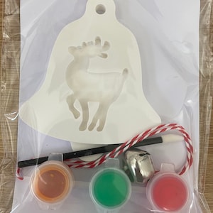 Paint your own plaster decoration