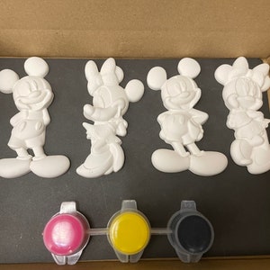 A6 Minnie and Mickey combo box