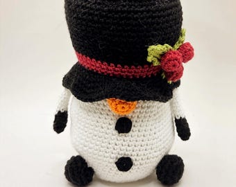 Gehäkelter Gnom Gilbert 17 cm | Handgemachtes Amigurumi aus Baumwolle | Geschenkidee & Deko