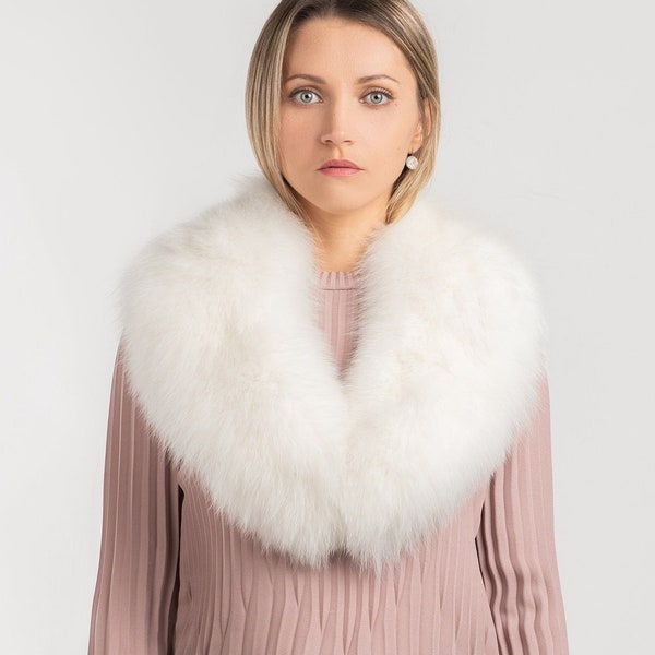 Voluminous White Fur Collar Detachable Fox Silky Collar Modern Bride Elegant Accessory