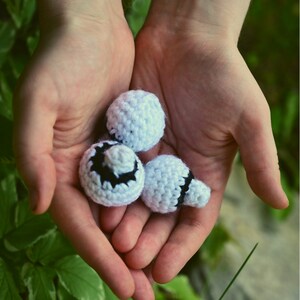 Small Button Mushroom Crochet PDF Pattern (easy amigurumi)