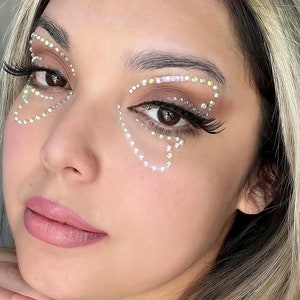 Schmetterlings-Gesichts-Edelstein-Juwel-Aufkleber / AB Rhinestone-Gesichtsjuwel / Party Make-up-Schönheitsidee / Make-up