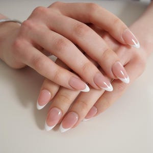 French nail/ Classic short nail press on/ False acrylic nail extension /Handmade