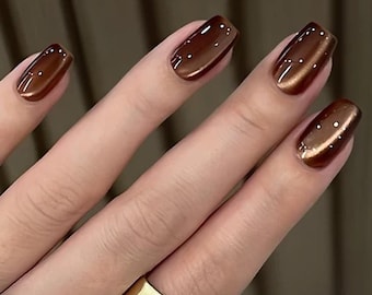 Ongles pressés brun chocolat / Faux ongles en acrylique / Qualité salon réutilisable