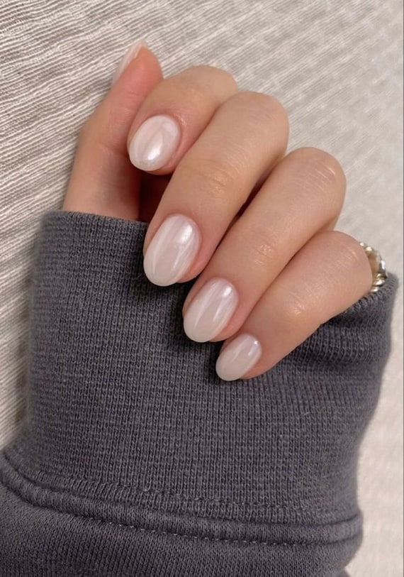 Beautiful Almond Long White Nails with Gemstone  White and silver nails, Silver  nails, Silver acrylic nails