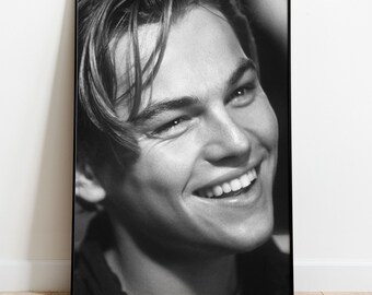 Poster Leonardo Dicaprio Actor Star Print Size 11 x 17 Gift Decorative Print Wall 280mm x 430mm 28 cm x 43 cm