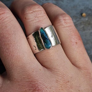 Boulder Opal Ring, massivt silverarmband (storlek 8/8,5)