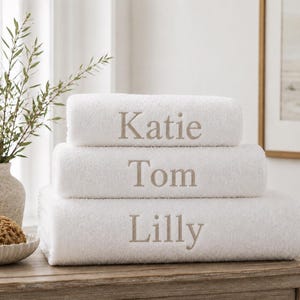 Personalised Towels Custom Avant Embroidery 100% Egyptian Cotton Premium 600gsm Towels Soft & Water Absorbent Luxury Hotel Quality Towels