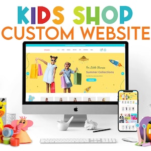 Può includere: Uno schermo di computer e un telefono cellulare mostrano un sito web per un negozio di abbigliamento per bambini chiamato "Chayil". Il sito web presenta uno sfondo giallo con un razzo e un UFO, e il testo "For Little Champs Summer Collections".