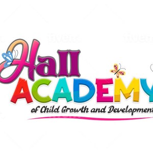 Może przedstawiać: Kolorowe logo dla Hall Academy of Child Growth and Development. Logo zawiera słowa "Hall Academy" w zabawnym kroju pisma, z każdą literą w innym kolorze. Słowa "of Child Growth and Development" są napisane mniejszą czcionką pod gł&oacute;wnym tekstem. Na obrazku są motyle i kredka.