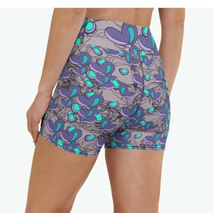 Yoga Short Leggings With Lily Hearts Print, Athletic Shorts, Printed Tights For Women image 1