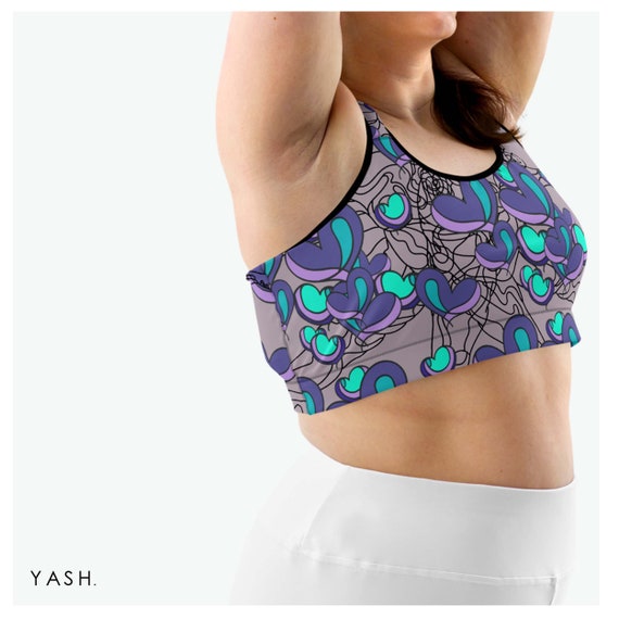 Sports Bra With Lily Hearts Print, Yoga Top, Printed Sports Bra,  Comfortable & Supporting Workout Top for Women -  Canada