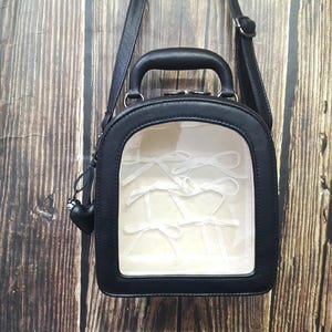 Doll carry bag, obitsu 11 doll container, 1/8&quot; , doll carry bag,BDJ carry bag,Customized carry bag,leather doll bag,Twins doll bag