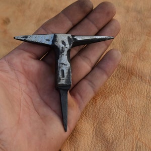 handmade iron anvil blacksmith silversmith jewelry tool vintage iron tool 2.8 oz