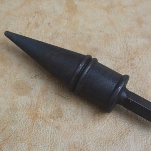 handmade iron blacksmith silversmith tinsmith jewelry hardy cone anvil tool