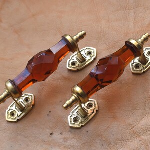 Tirador de puerta de cocina de latón y cristal ámbar vintage de 6 pulgadas (2 piezas)