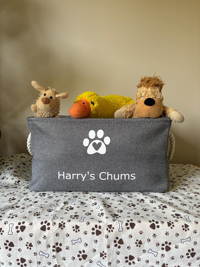 Panier à jouets pour chien | Coffre à jouets pour chien | Panier personnalisé pour animaux de compagnie | Rangement pour jouets pour chien | Coffre à jouets pour animaux de compagnie | Cadeau chiot | Jouets pour chiots | Coffre à jouets personnalisé image 3