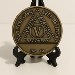 5 Year Alcoholics Anonymous  AA Bronze Medallion Coin Token Chip Sobriety Sober