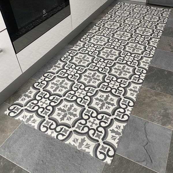 Moroccan Style Vinyl Runner Rug in Grey and White Pattern, Kitchen Floor Mat in Decorative Tile Effect Design