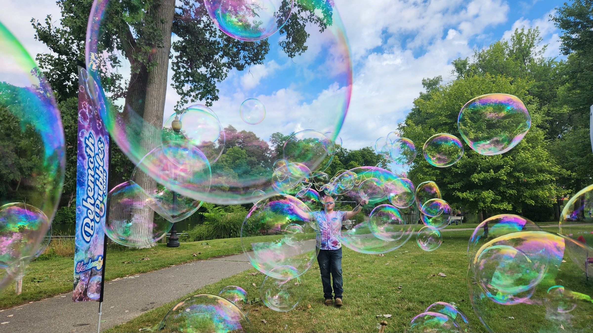 Gant magique bulles savon Fun Bubble - jouet à souffler bulles