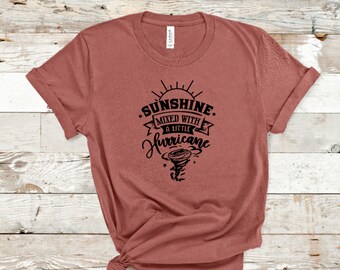 Camiseta premium con sol mezclado con un poco de huracán / Camiseta de playa para vacaciones
