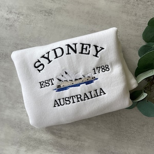 Embroidered  Sweatshirt, Sydney Australia Sweatshirt, Australia Sweatshirt, City Sweatshirt, Embroidered City Sweatshirts, Hoodie Sweatshirt