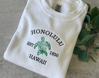 Embroidered Honolulu Hawaii Sweatshirt, Hawaii Hoodie, Crewneck Sweatshirt, Graphic Sweatshirt, Trendy Sweatshirt, Aesthetic Sweatshirt