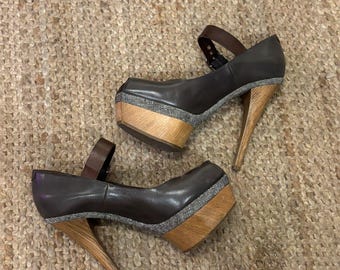 2000's/Y2K Marni platform heels with an open toe, Size 37.5 (EU) / 7 (US).