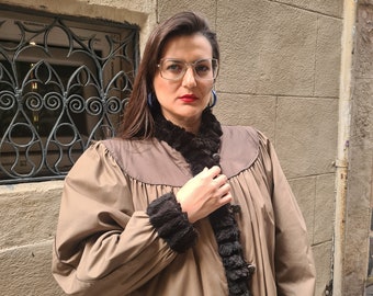 希少 イヴサンローラン キャメル ギャザー ウール コート ヴィンテージ Yves Saint Laurent 1980s Vintage Fur Trim Beige Coat in L