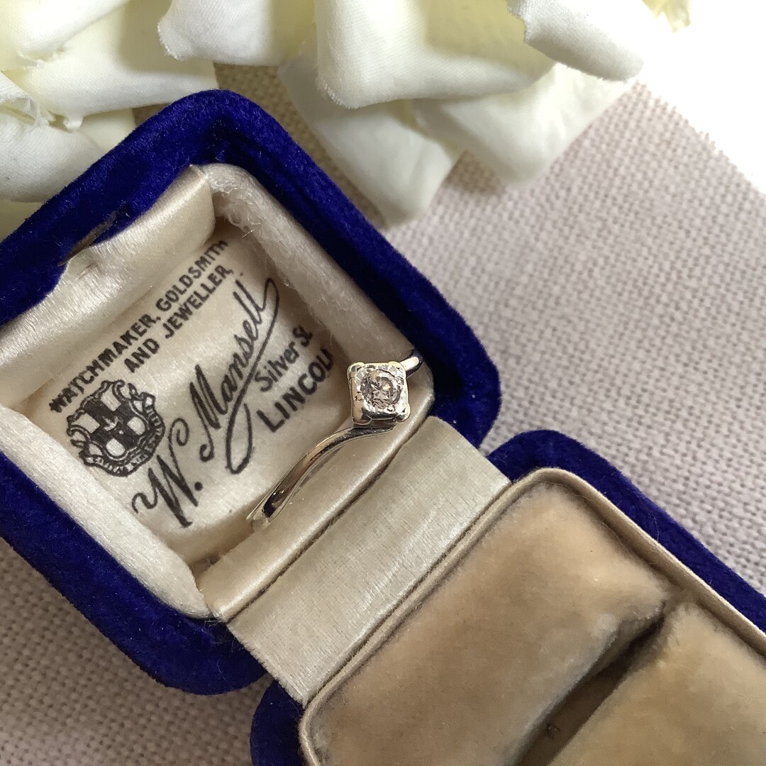 Vintage 9ct Gold Diamond Ring, 9 Carat White Gold Solitaire Diamond