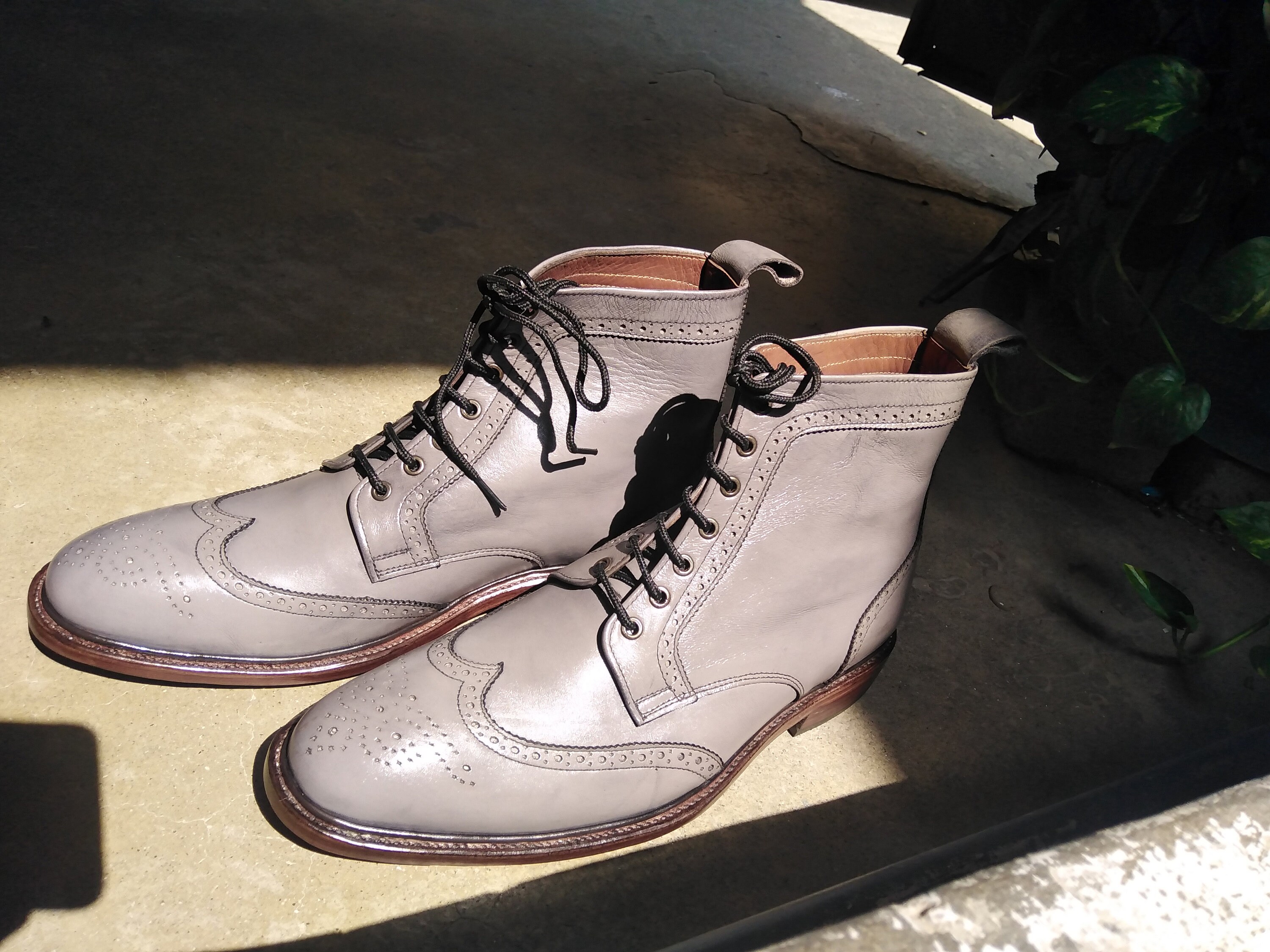 aston grey payton wingtip boot