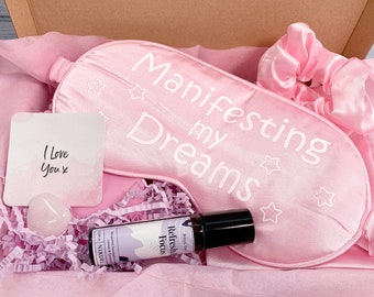 Essential Oil Gift Set -"Manifesting My Dreams" with Rose Quartz Crystal Heart & Essential Oils - Relaxation Aromatherapy Letter Box Gift