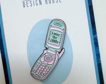 Pink Teal Flip Phone Needle Minder | Y2K "I Love the 2000s" Stitcher Tool